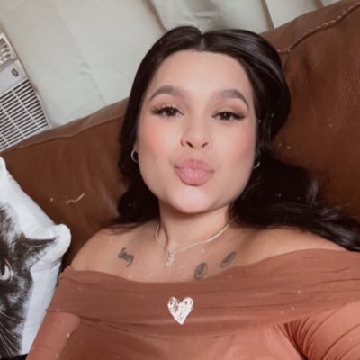 im_shaauna's profile picture. | 2 6 |