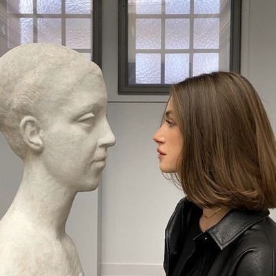 ___Violeet___'s profile picture. بک میدم⁦♡