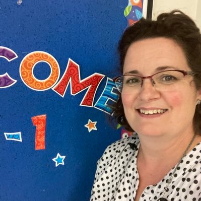 tiffmacneil's profile picture. Mom of 3, 👨🏻‍🦽🤾🏻‍♀👷🏻grade 2 teacher 👩🏻‍🏫