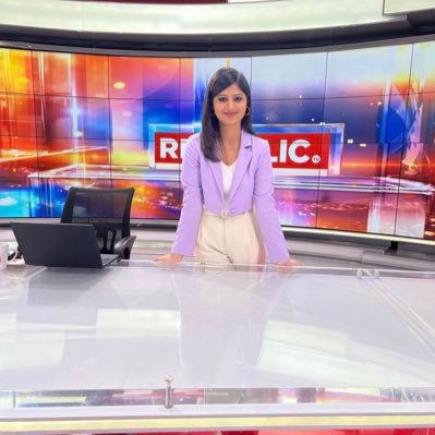 Striver and a Dreamer, not a people pleaser. Chasing dreams. Anchor @Republic; Earlier @MirrorNow | @IndiaAheadNews| @WIONews|@CNBCTV18News| Alumna- @ACJIndia|
