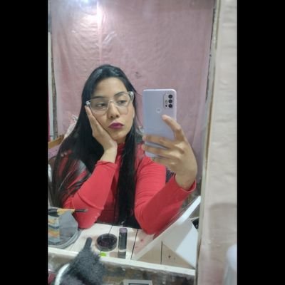 carlaramayon20's profile picture. 👑