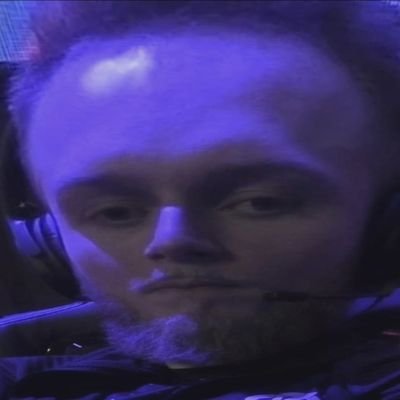 loic8simeon's profile picture. Produit bio des terres tropicales antillaises. 
Lisez JOJO, AJIN et BERSERK!