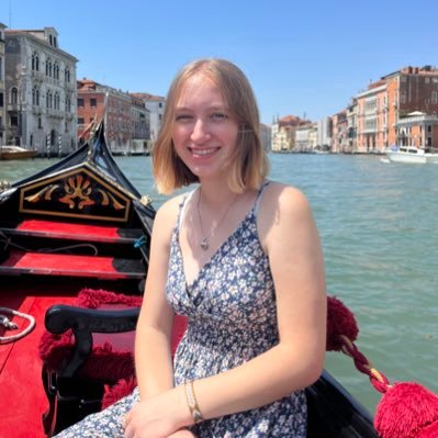 claire_june7's profile picture. • she/her • Black Lives Matter • ACAB •