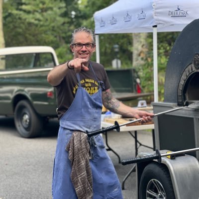 markrhopper's profile picture. 