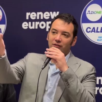 robinhoodsf's profile picture. Mathematician, dreamer, crazy (a bit)
🚀 Business Developer on Innovation&Tech
👔 Disruptive Politician
👨‍🏫 Innovative Digital Teacher
#ImproveTheWorld