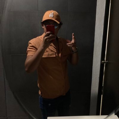 axel1_11's profile picture. 