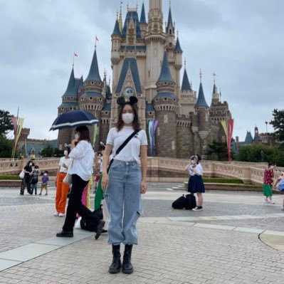 4R8D2ntIJtCL7K4's profile picture. B3, architecture