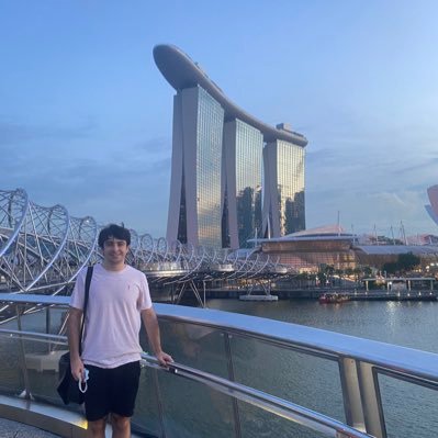 25 Newcastle . Traveller . Visited 🇦🇺🇨🇷🇫🇷🇲🇾🇸🇬🇿🇦🇶🇦🇦🇪🇺🇸🇵🇹🇭🇰🇧🇬…and probs more.