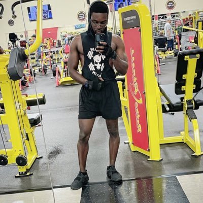 Artist, gamer and Athlete. Loving life the good and bad. Born in Haiti and proud to be an Haitian (I am wolph the leader of this pack)