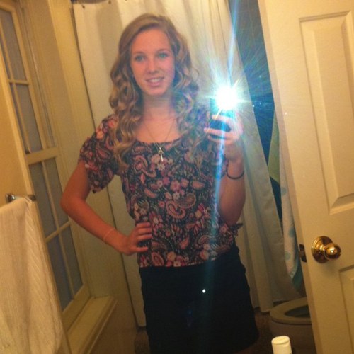 kate_mulder4's profile picture. hi, my name is kate :)