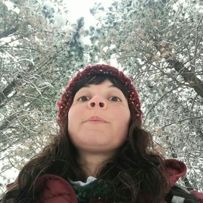 Acuática. Feminista. Bióloga. Caminante de montañas.
💦🏔🌱