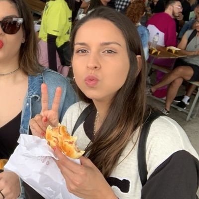 sararmarques's profile picture. tocando o meu melhor instrumento (o foda-se)