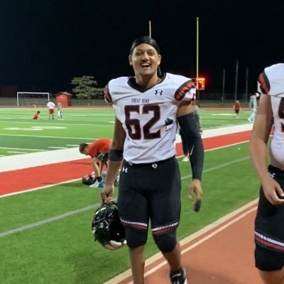 •Great Bend High School •’24 •3.1 gpa •6’0 •220 lbs •DE •Bench-215 •Squat-350 •Clean-220