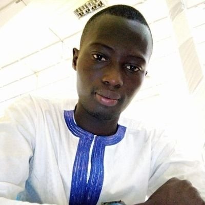 Maire des Jeunes de Ouinhi dans Association Mairie des Jeunes du Bénin (AMJB). Titulaire d'une licence en linguistique option didactique du français.
