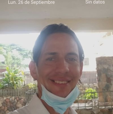 feliz de la vida sigueme en Periscope y Twitter luisrfal2