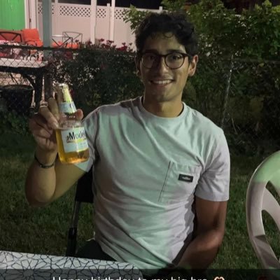 builtdifferentG's profile picture. eat a banana and cool off