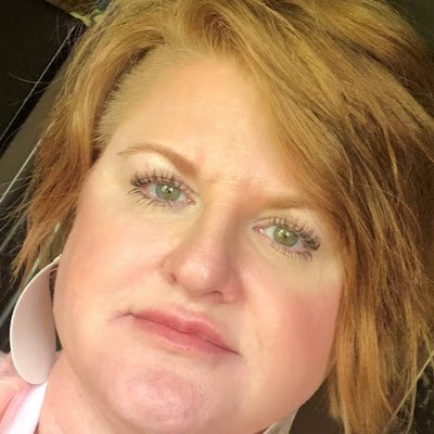 AmyWolfenbarge2's profile picture. 