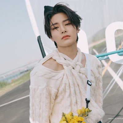 universe__me's profile picture. ✨Stray Kids World Domination ✨ fan acc