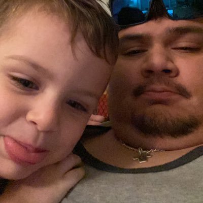 bensoliz_'s profile picture. 