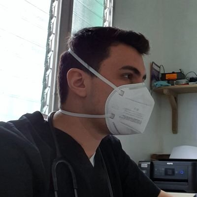 Yo soy tú, tú eres yo . . .
Serán las alas de la rebelión las que rompan las cadenas.