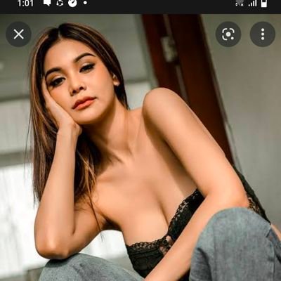 Mela10514790's profile picture. 