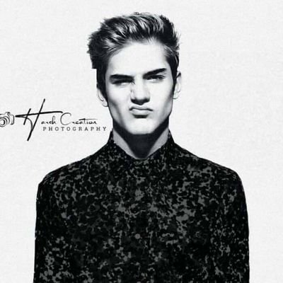 Apka__Akbar's profile picture. 