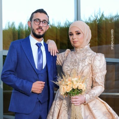 Lebanese 🇱🇧 || political and administrative sciences student at LU |
