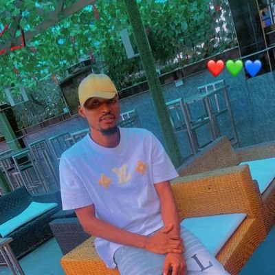 darrenkelvin101's profile picture. I'm always positive 😊😊