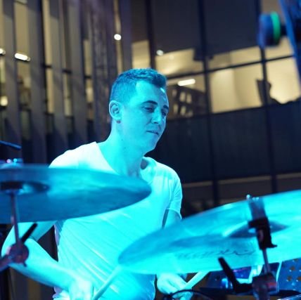 BrcnByk's profile picture. Musician
 /Allianz Turkey 💙