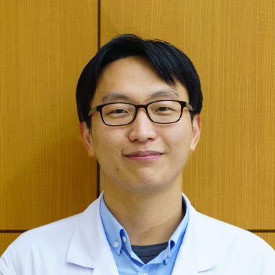 노년내과 의사, 노화 연구자
졸저: 당신도 느리게 나이 들 수 있습니다, 지속가능한 나이듦
Geriatrician, Asan Medical Center (MD,PhD,MSc)
Deputy Editor-in-Chief of AGMR 
개별 건강 상담은 받지 않습니다. 양해 부탁드립니다.