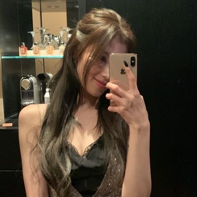 sana0000011's profile picture. cricket badminton gaming anime manga twice