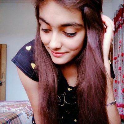 I'm kriti follow me..&.. support me... 🧧🧧🧧🧧If you want to see this content please select me.....□■□➽
