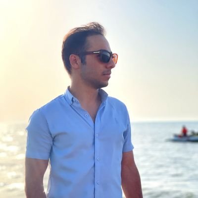 PouryaLak89's profile picture. 