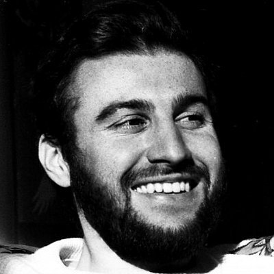 paroulix's profile picture. 