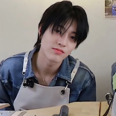 blue_tulips23's profile picture. 💎