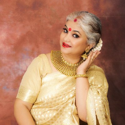 Drinking LIFE Sip-by-sip®
Authorpreneur & Co-founder - Books33
Co-founder & Director - SamvaadShaalaa