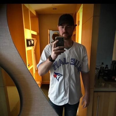 tylawr9's profile picture. 🇨🇦 mental health advocate. Hockey, baseball, and golf. We do change, we do recover.