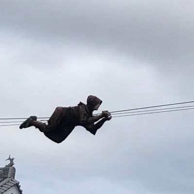 MLux77's profile picture. 