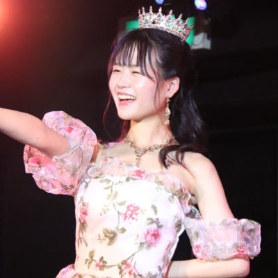 たまちゃんかたまたんって呼ばれてます/オレンジ色担当🍊/山口の女/ISFJです/八重歯と泣きぼくろと笑ったら目がなくなるのがチャームポイント🫶/さーもんとちょこれーとを愛してます/#たまちゃん信者 #いただきたまたん