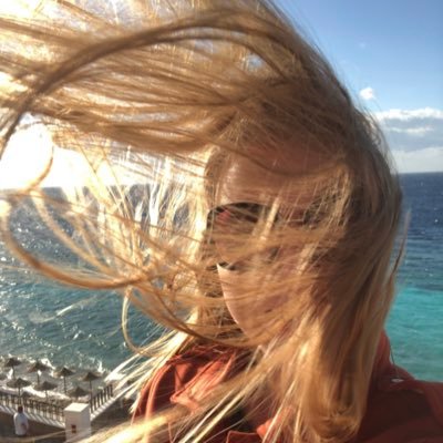 Yana_Manyana's profile picture. it’s me