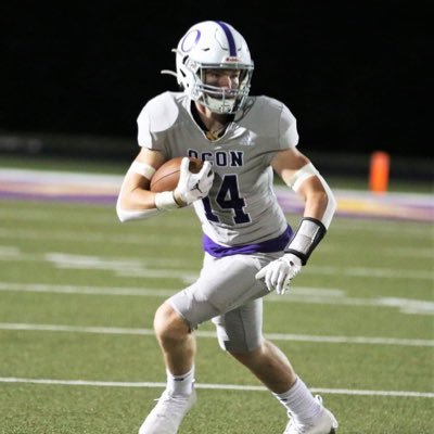 2024 | OHS | 6’3 195 | WR/TE | bradyingle14@gmail.com    262-443-7334