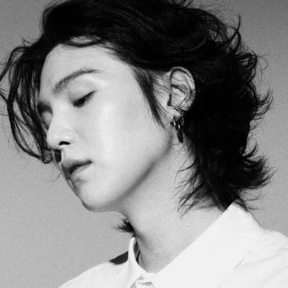 Bi 🏳️🌈/She/Her 30. Fan account. Ddaeng enthusiast. NSFW sometimes 🔞. Multi.
Beneath a Sky on the Verge of Falling