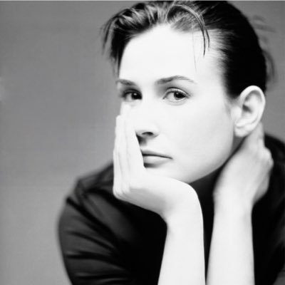 DemiMooreFansO1's profile picture. https://t.co/pEeivUdKnp