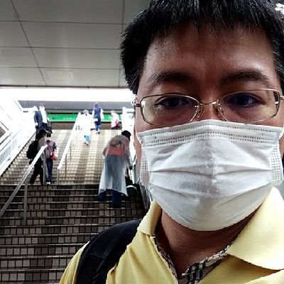 khongbietboi's profile picture. 