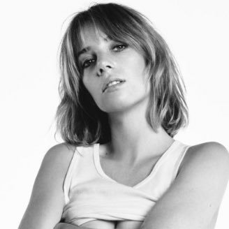 fan account dedicated to the actress maya hawke. stranger things streaming on netflix.