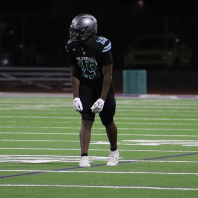 5’11 WR/QB/LB |4.5 40| 3.2 gpa🎒,C/O 2023, Silverado HS🥇 Las Vegas,NV Student athlete📍email: armystrong16@icloud.com