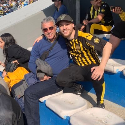📚FCEA // Hincha y socio del más grande de Uruguay 🖤💛