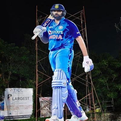 #OriginalTweet Cricket @imRo45 ā¬ļø @RishabhPant17 @jaspritBumrah93|| Politicsš©||Geopolitics š||AAā¤ļø+ Hollyw||
Ed Sheeran š¶š¼||