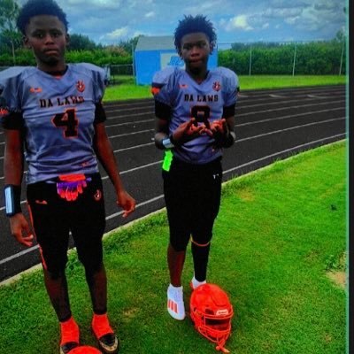 12yearold 5’10 175pd class of 2028 Wr,RB,DE,LB 12u future 5 star⭐️