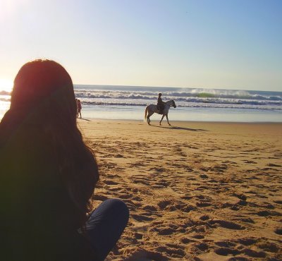 O mundo está nas mãos daqueles que têm a coragem de sonhar e de correr o risco de viver seus sonhos.